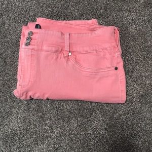 torrid coral ankle jeggings ❤️🌼😊